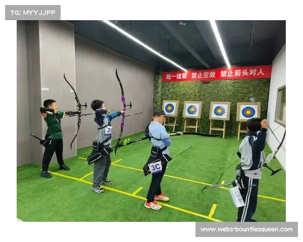 临沧市青少年射箭赛开幕200余名中小学生同台竞技角逐反曲弓项目 临沧市青少年射箭赛开幕200余名中小学生同台竞技角逐反曲弓项目