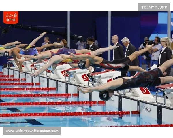 49岁参赛者完成100米自由泳，年龄最大选手获全场致敬